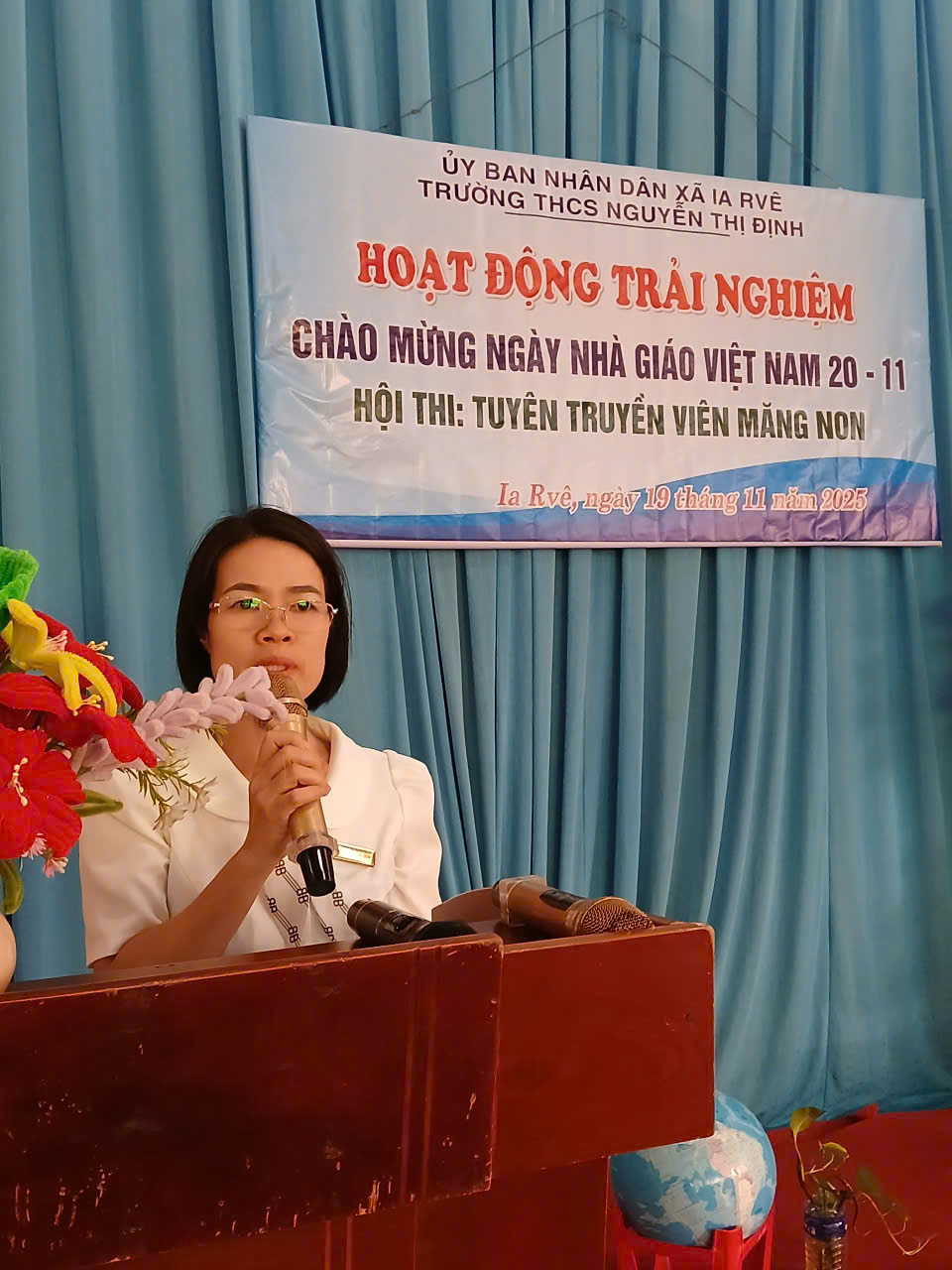 Hội thi “Tuyên truyền viên Măng non” tại trường THCS Nguyễn Thị Định, xã Ia Rvê chào mừng 43 năm ngày nhà giáo Việt Nam (20/11/1982 – 20/11/2025).